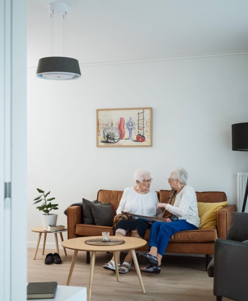 Nobi-Lampe an der Decke im Wohnheim © Nobi Smart Lights